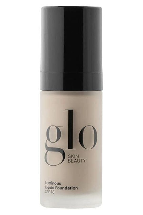 Glo Skin Beauty - Glo Luminous Liquid Foundation SPF 18 - Porcelain, 30 ml Discount